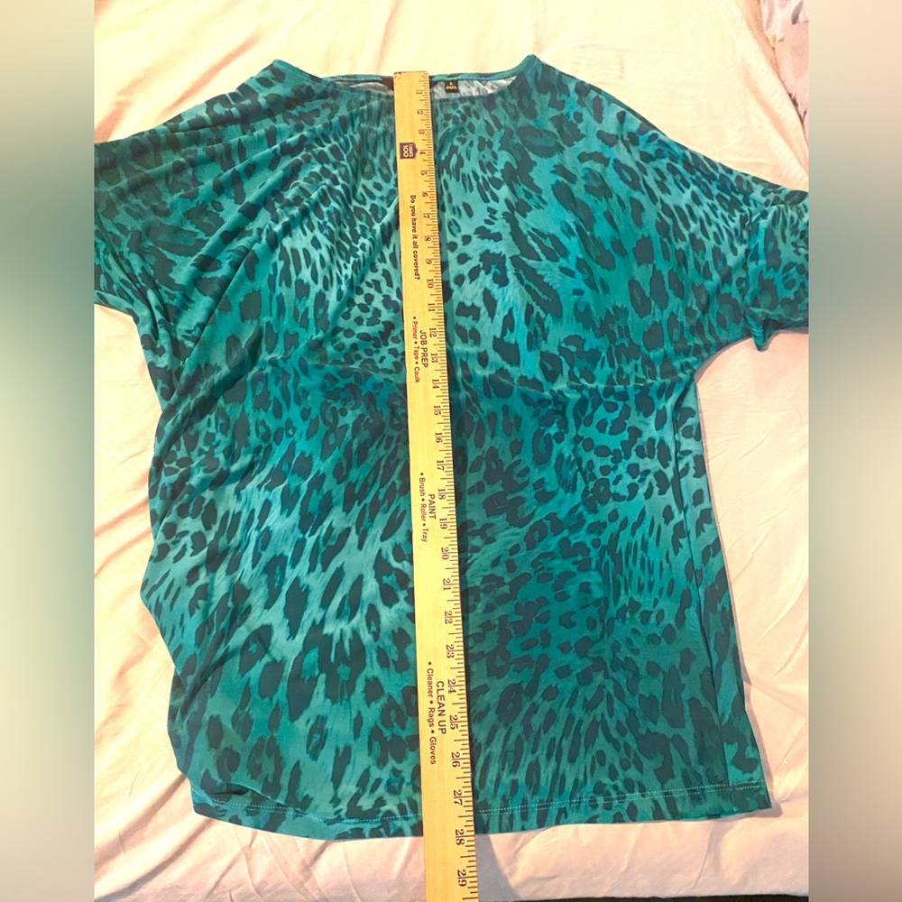 IMAN Turquoise Animal Print Blouse - Picture 5 of 7